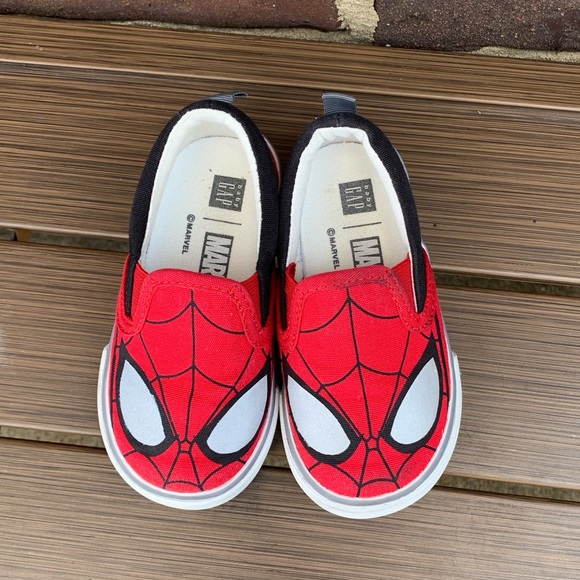 spiderman shoes gap